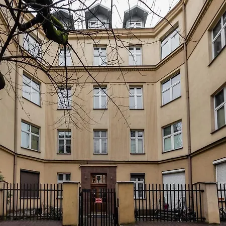 Апартаменты Hugo Краков